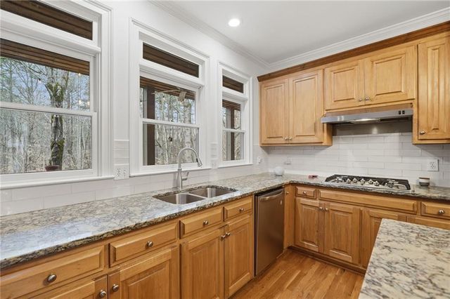 2910 Leeds Garden Lane, Alpharetta, GA 30022