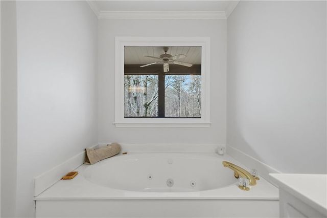 2910 Leeds Garden Lane, Alpharetta, GA 30022