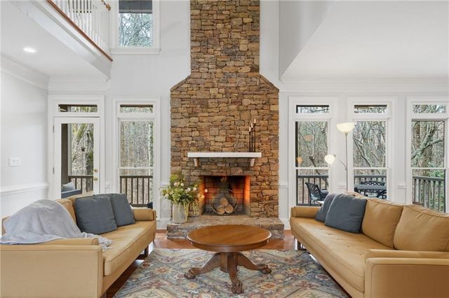 2910 Leeds Garden Lane, Alpharetta, GA 30022