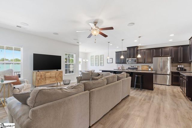 214 Picketts Mill Drive, Piedmont, SC 29673