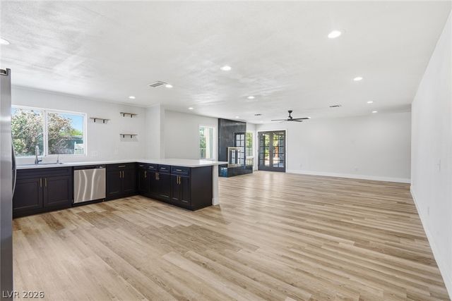 3145 Duneville Street, Las Vegas, NV 89146