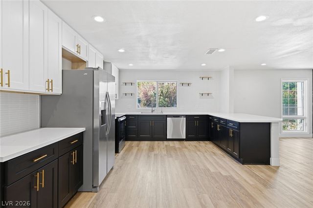 3145 Duneville Street, Las Vegas, NV 89146