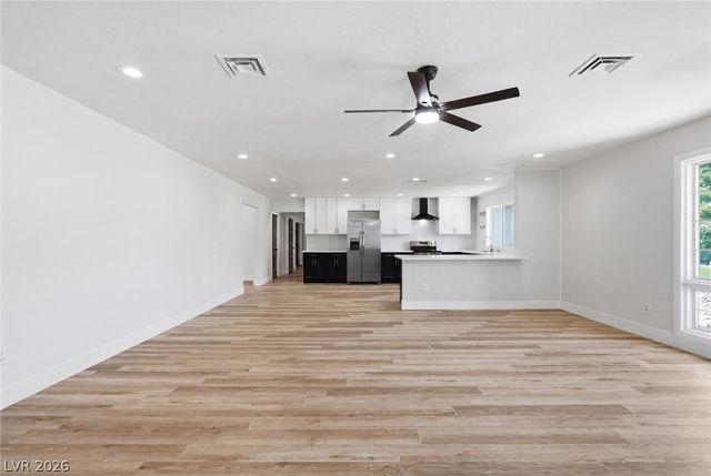 3145 Duneville Street, Las Vegas, NV 89146