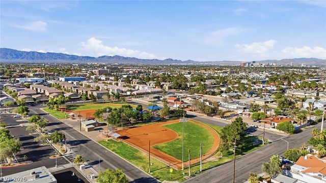 3145 Duneville Street, Las Vegas, NV 89146