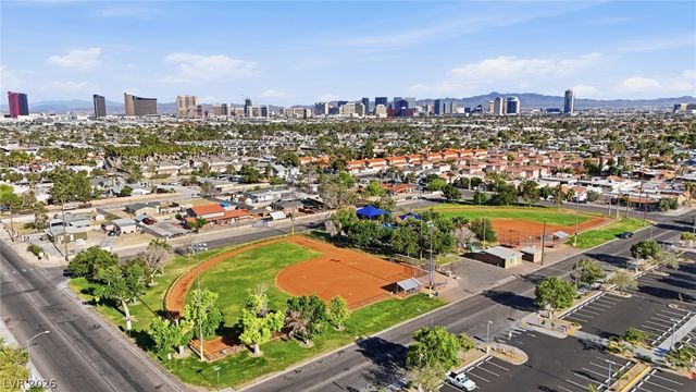 3145 Duneville Street, Las Vegas, NV 89146