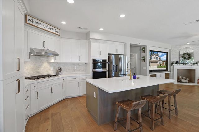 5659 Westchester Cir, Stockton, CA 95219