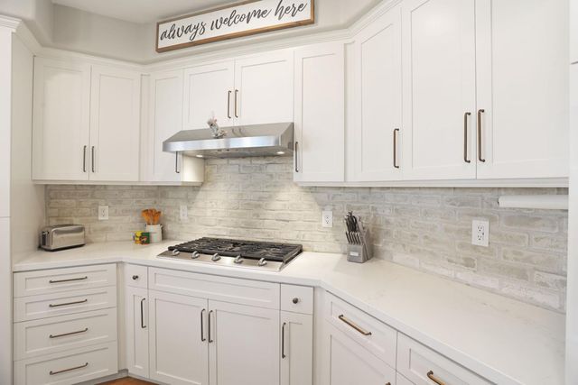 5659 Westchester Cir, Stockton, CA 95219