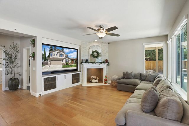 5659 Westchester Cir, Stockton, CA 95219