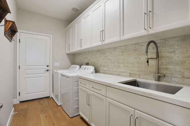 5659 Westchester Cir, Stockton, CA 95219