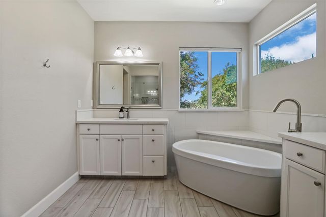 5659 Westchester Cir, Stockton, CA 95219