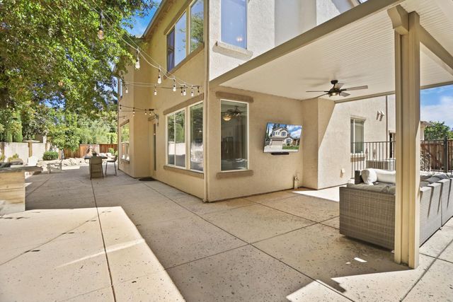 5659 Westchester Cir, Stockton, CA 95219