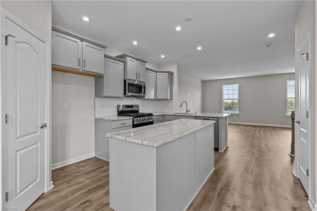 128 Freeman DR, Hampton, VA 23666