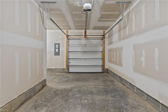 128 Freeman DR, Hampton, VA 23666