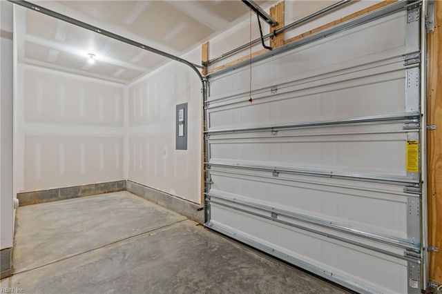 128 Freeman DR, Hampton, VA 23666