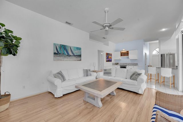 204 SW Gettysburg Drive, Port St Lucie, FL 34953