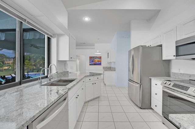 204 SW Gettysburg Drive, Port St Lucie, FL 34953