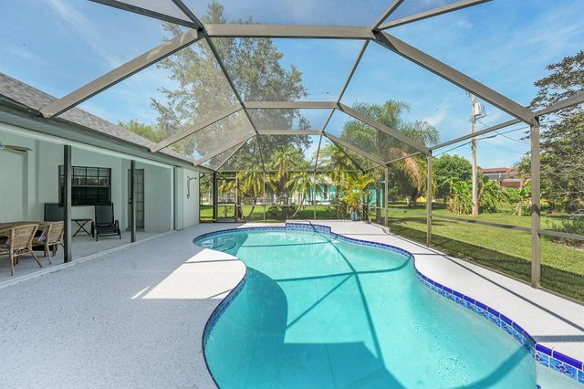 204 SW Gettysburg Drive, Port St Lucie, FL 34953