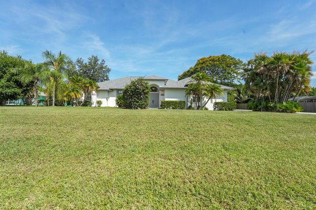 204 SW Gettysburg Drive, Port St Lucie, FL 34953