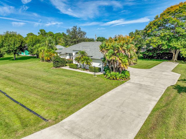204 SW Gettysburg Drive, Port St Lucie, FL 34953