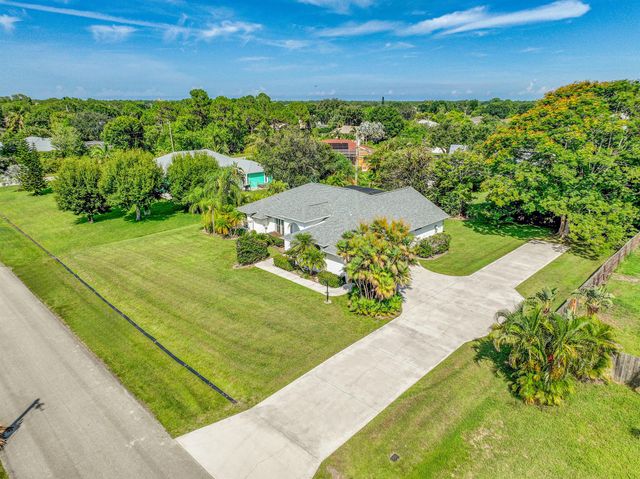 204 SW Gettysburg Drive, Port St Lucie, FL 34953