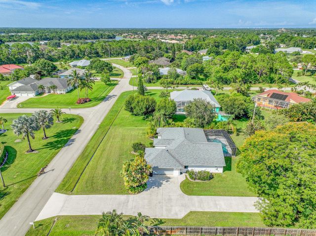204 SW Gettysburg Drive, Port St Lucie, FL 34953