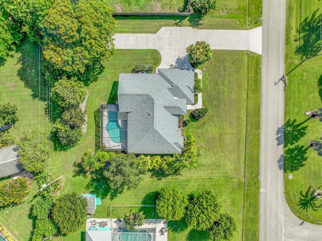 204 SW Gettysburg Drive, Port St Lucie, FL 34953