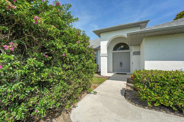 204 SW Gettysburg Drive, Port St Lucie, FL 34953