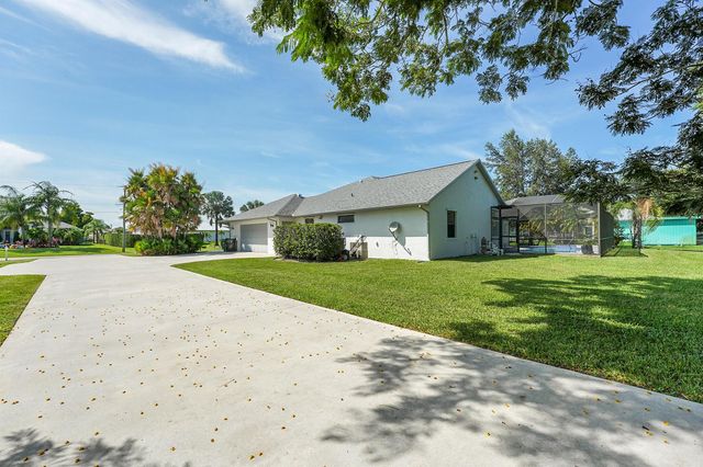 204 SW Gettysburg Drive, Port St Lucie, FL 34953