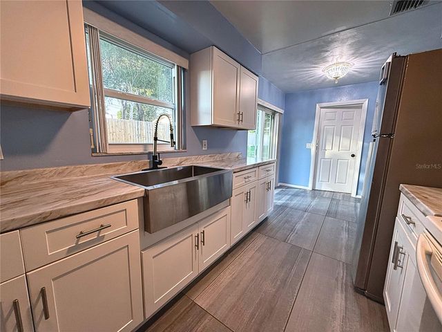 926 EVERETT STREET, Lake Alfred, FL 33850