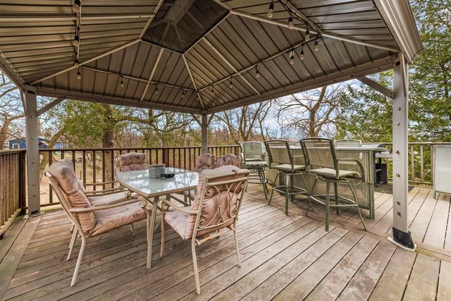 151 E Shore DRIVE, Random Lake, WI 53075