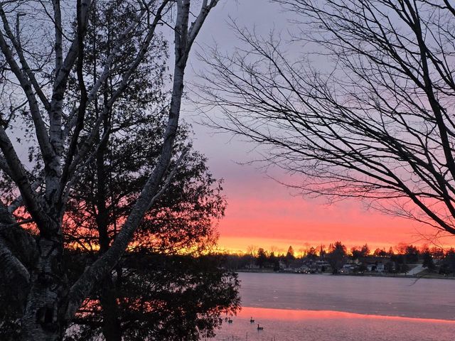 151 E Shore DRIVE, Random Lake, WI 53075