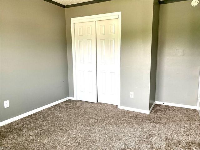 3964 Topaz LN, Virginia Beach, VA 23456