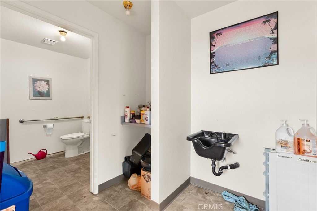 Image 3 of property listing at 2053 Forest 2, Chico, CA 95928