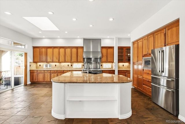 9430 S Silent Hills Drive, Lone Tree, CO 80124