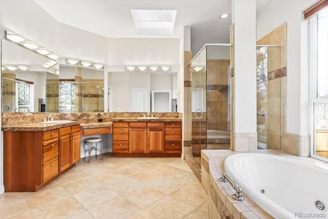 9430 S Silent Hills Drive, Lone Tree, CO 80124