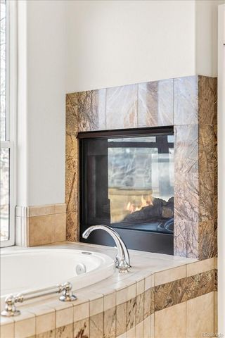 9430 S Silent Hills Drive, Lone Tree, CO 80124