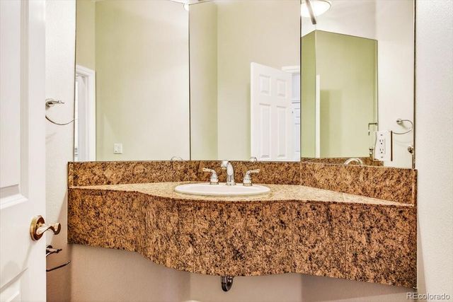 9430 S Silent Hills Drive, Lone Tree, CO 80124