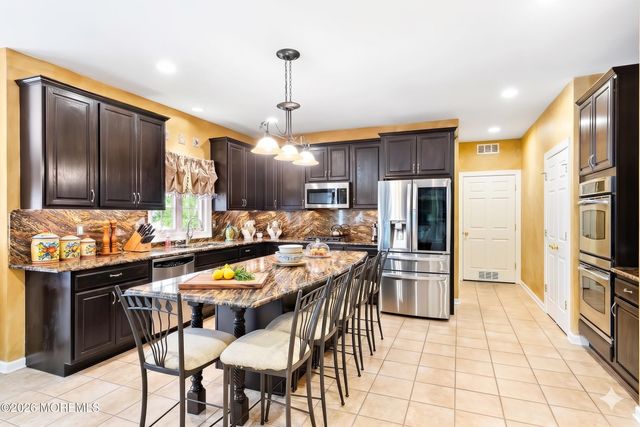2 Mehar Court, Jackson, NJ 08527