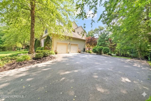 2 Mehar Court, Jackson, NJ 08527