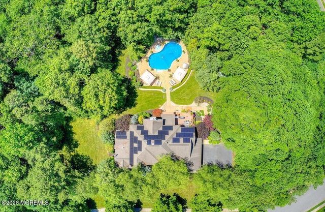 2 Mehar Court, Jackson, NJ 08527