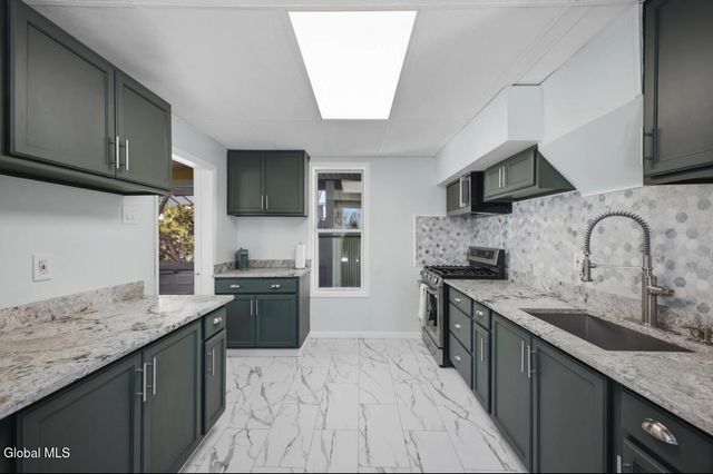 40 Second Street, Amsterdam, NY 12010