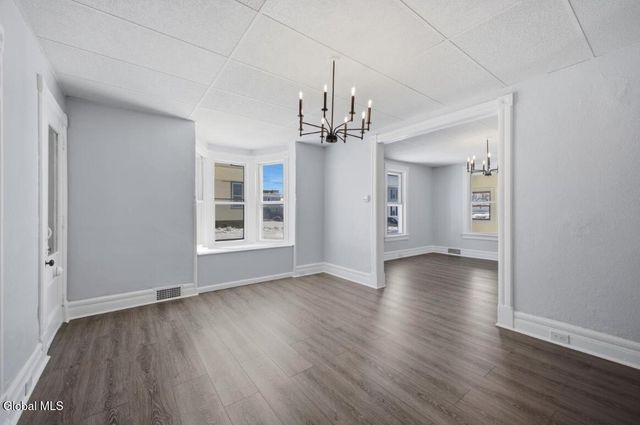 40 Second Street, Amsterdam, NY 12010