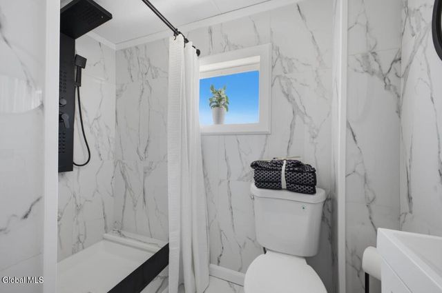 40 Second Street, Amsterdam, NY 12010