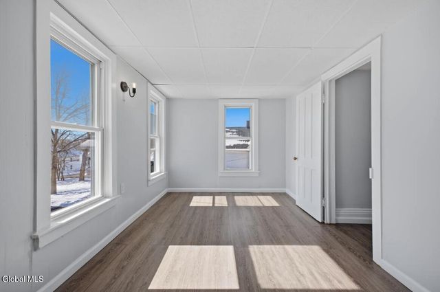 40 Second Street, Amsterdam, NY 12010