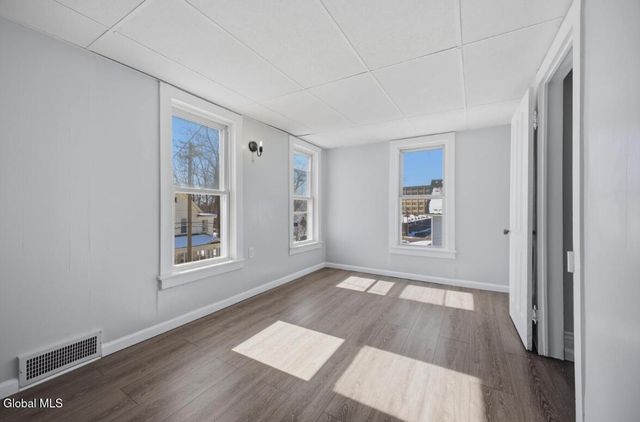 40 Second Street, Amsterdam, NY 12010