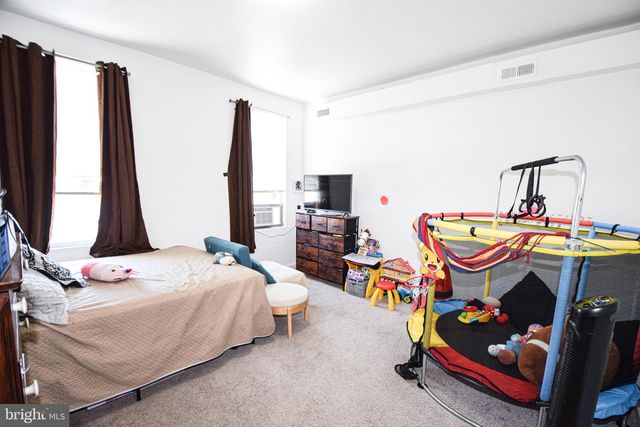 2565 W BALTIMORE ST, Baltimore, MD 21223