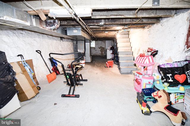 2565 W BALTIMORE ST, Baltimore, MD 21223