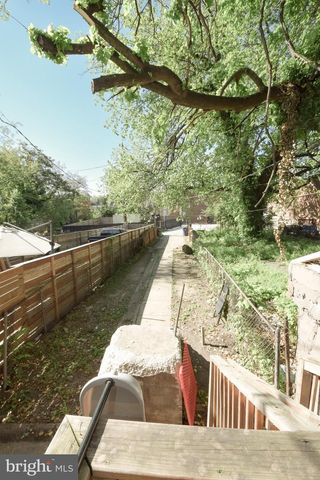 2565 W BALTIMORE ST, Baltimore, MD 21223