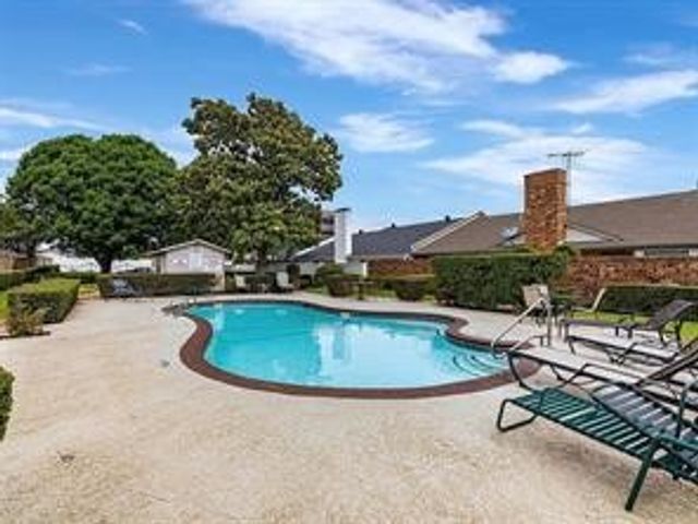 4304 Forest Bend Road, Dallas, TX 75244