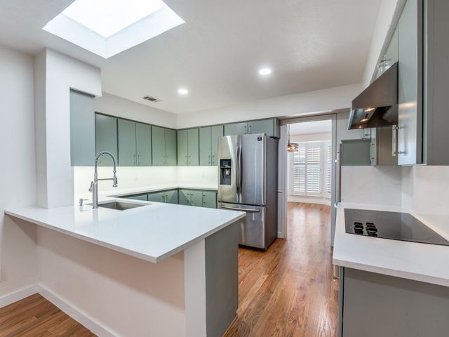 4304 Forest Bend Road, Dallas, TX 75244